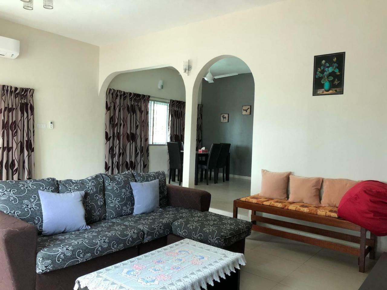 D'House Apartment Ipoh Bagian luar foto